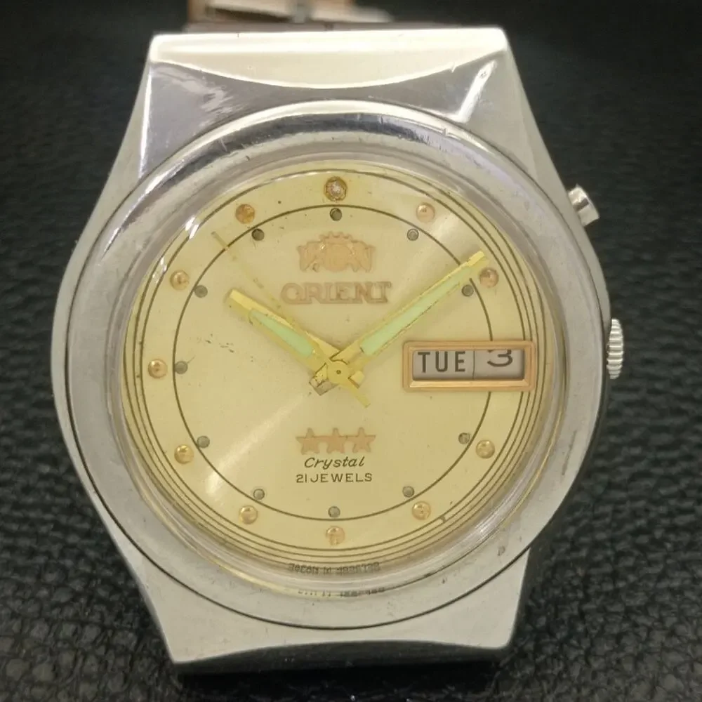 Vintage 1986 Orient Automatic Mens Silver Watch W/daydate & Gold accents
